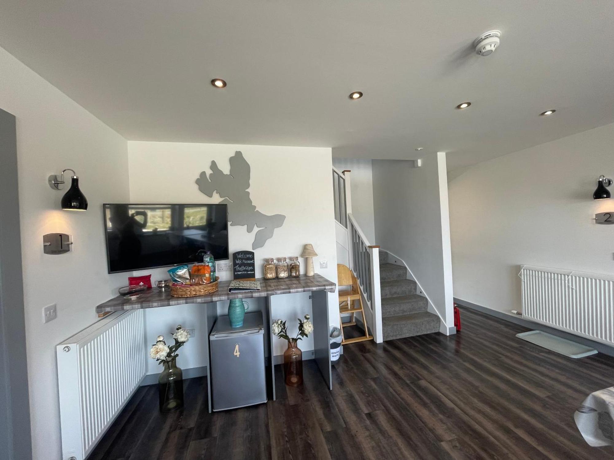 Villa The Bridge Self Catering Kilmaluag Esterno foto