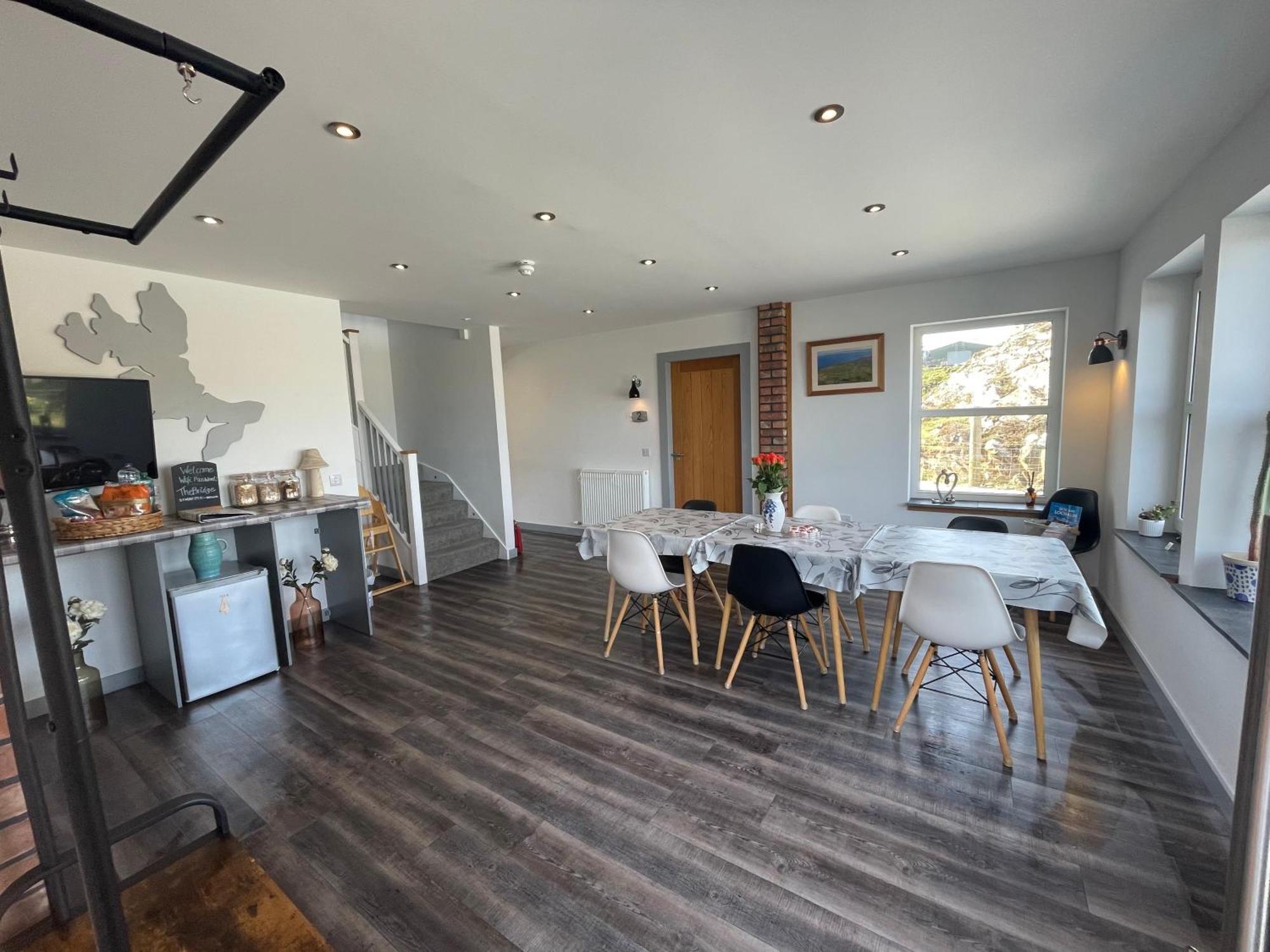 Villa The Bridge Self Catering Kilmaluag Esterno foto