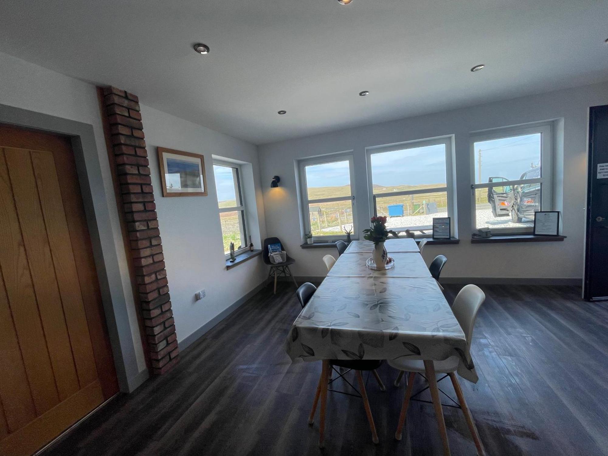 Villa The Bridge Self Catering Kilmaluag Esterno foto